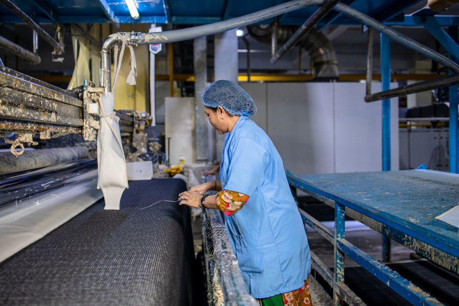 Akoestiek verbeteren met textiel: creëer een stille herfstschuilplaats